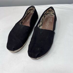 Toms original sole black canvas flats size 9
